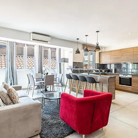 54 Lor - 2-bedroom Banane Near The Palais Appartement *