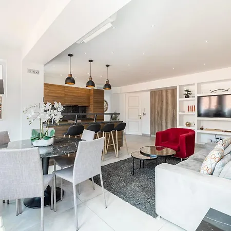 54 Lor - 2-bedroom Banane Near The Palais Appartement